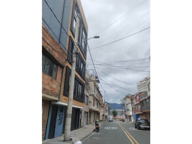 Apartaestudio en venta en Boyaca Real, Bogotá, 30 m² · foto 2 de 14