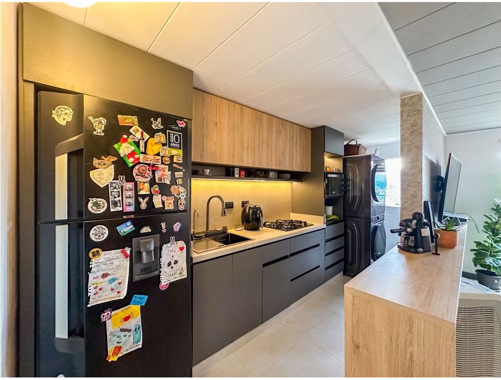 Apartamento en venta en El Poblado, Medellín · foto 6 de 19