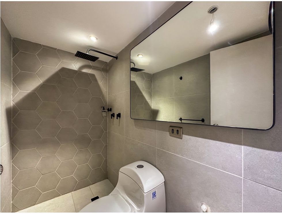 Apartamento en venta en El Poblado, Medellín · foto 17 de 19