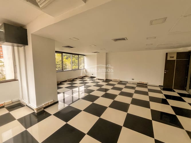Oficina en arriendo en El Campestre, Medellín, 55 m² · foto 7 de 24