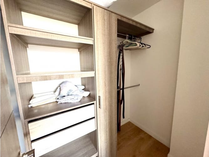 Apartamento de 3 alcobas en venta en Loma De Las Brujas, Envigado, 147 m² · foto 15 de 24