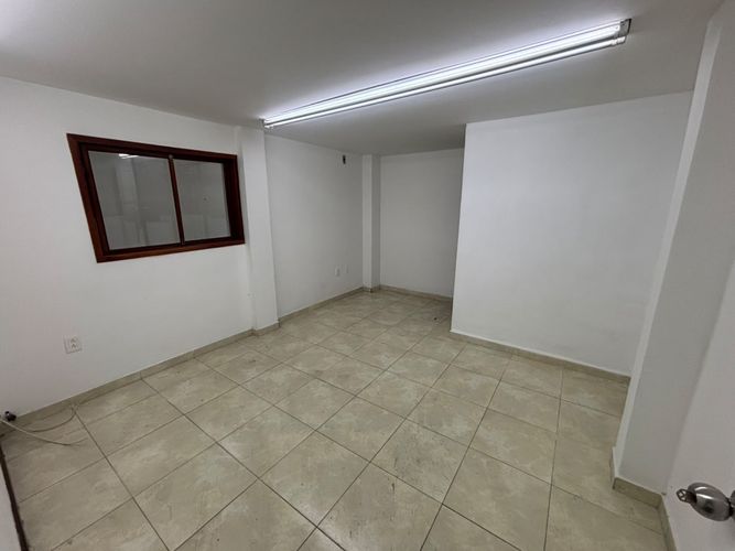 Bodega en arriendo en San Francisco, Bucaramanga, 450 m² · foto 5 de 9