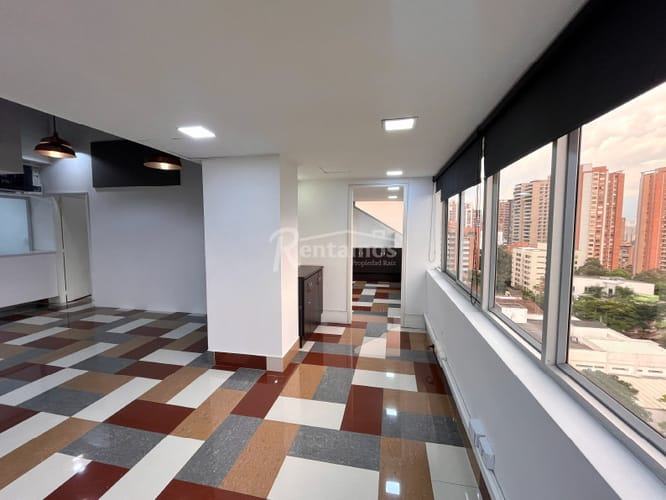 Oficina en arriendo en Santa Maria De Los Angeles, Medellín, 108 m² · foto 2 de 24