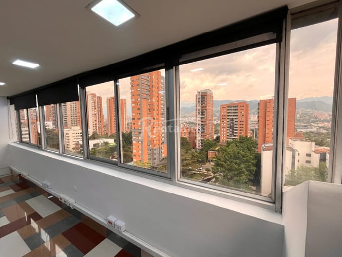 Oficina en arriendo en Santa Maria De Los Angeles, Medellín, 108 m² · foto 4 de 24