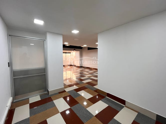 Oficina en arriendo en Santa Maria De Los Angeles, Medellín, 108 m² · foto 22 de 24