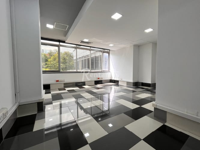 Oficina en arriendo en Santa Maria De Los Angeles, Medellín, 123 m² · foto 3 de 18