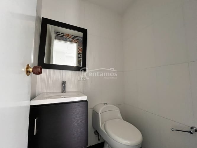 Oficina en arriendo en Santa Maria De Los Angeles, Medellín, 123 m² · foto 17 de 18