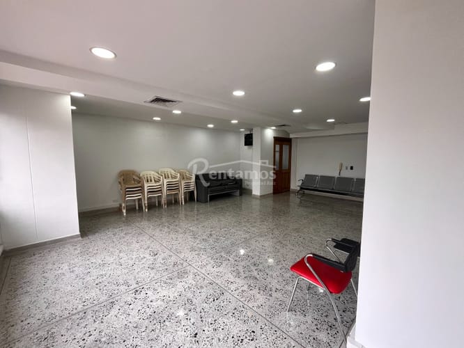Oficina en arriendo en Santa Maria De Los Angeles, Medellín, 52 m² · foto 4 de 24