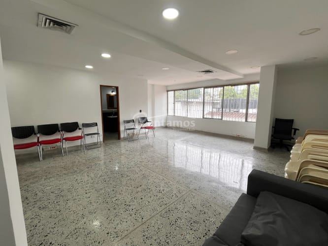 Oficina en arriendo en Santa Maria De Los Angeles, Medellín, 52 m² · foto 10 de 24
