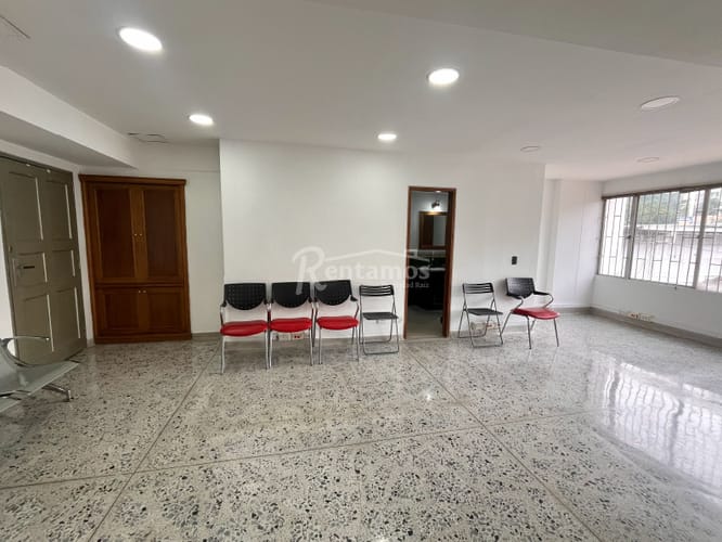 Oficina en arriendo en Santa Maria De Los Angeles, Medellín, 52 m² · foto 11 de 24