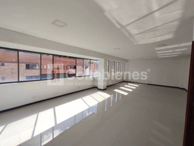 Bodega en arriendo en La Tablaza, La Estrella, 600 m² · foto 7 de 10