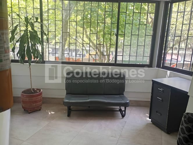 Local en arriendo en Belén, Medellín, 120 m² · foto 2 de 20