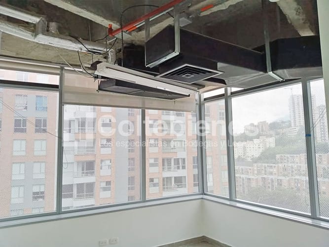 Oficina en venta en Altos Del Poblado, Medellín, 360 m² · foto 7 de 14