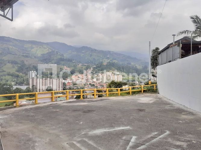 Bodega en arriendo en La Tablaza, La Estrella, 350 m² · foto 5 de 7