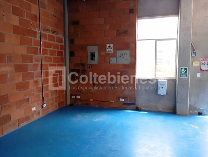 Bodega en arriendo en Sajonia, Rionegro, 225 m² · foto 7 de 22