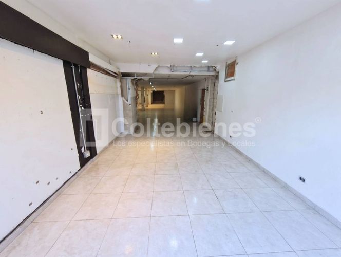 Bodega en arriendo en La Colina, Medellín, 743 m² · foto 10 de 24