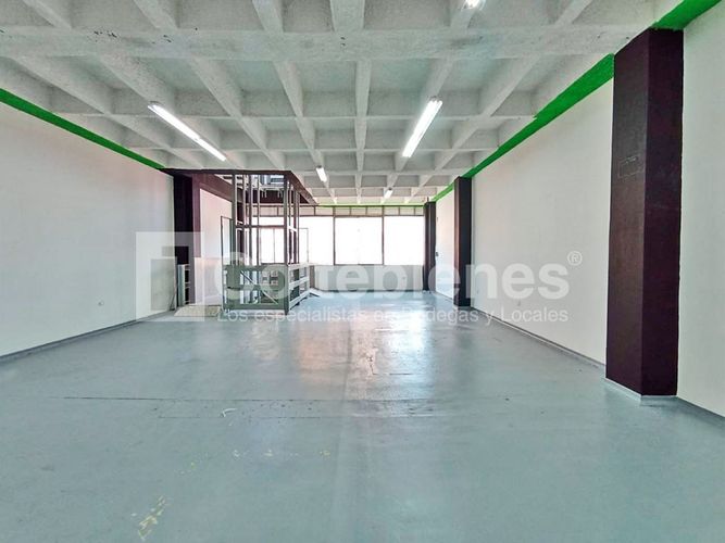 Bodega en venta en El Poblado, Medellín, 390 m² · foto 11 de 24