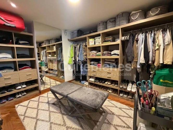 Apartamento de 3 alcobas en arriendo en El Tesoro, Medellín, 240 m² · foto 10 de 18