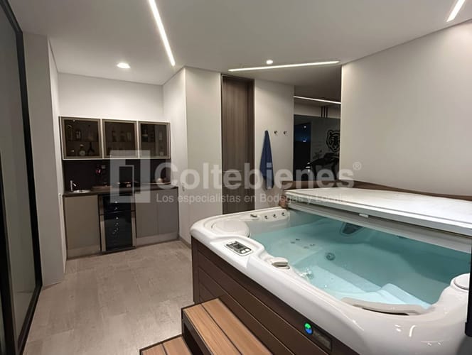 Casa de 5 alcobas en venta en Llano Grande, Rionegro, 800 m² · foto 8 de 24