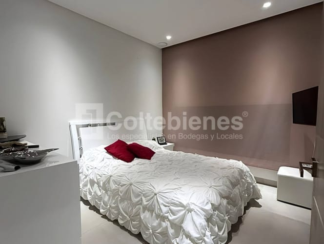Casa de 5 alcobas en venta en Llano Grande, Rionegro, 800 m² · foto 13 de 24