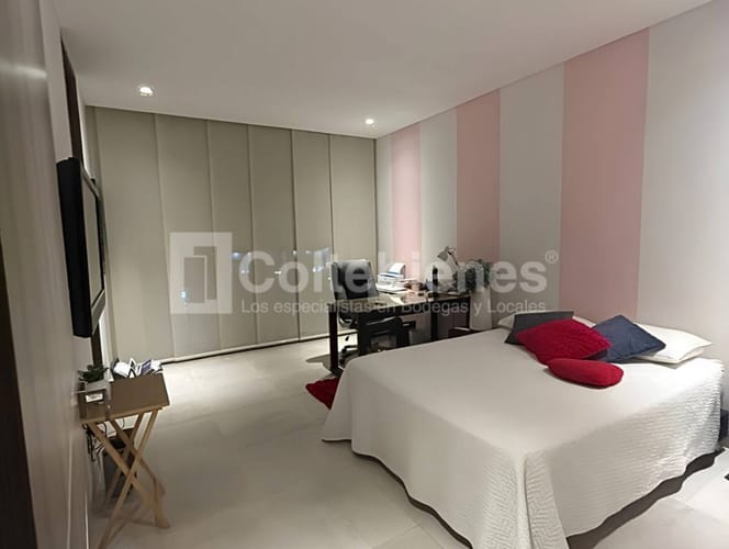 Casa de 5 alcobas en venta en Llano Grande, Rionegro, 800 m² · foto 18 de 24