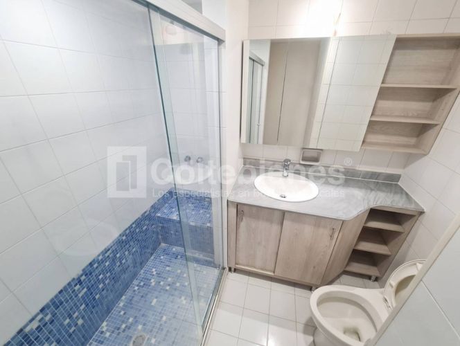 Apartamento de 4 alcobas en venta en Belén Rosales, Medellín, 171 m² · foto 10 de 21