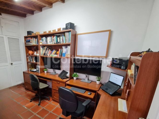 Apartamento de 4 alcobas en venta en Belén Rosales, Medellín, 171 m² · foto 14 de 21