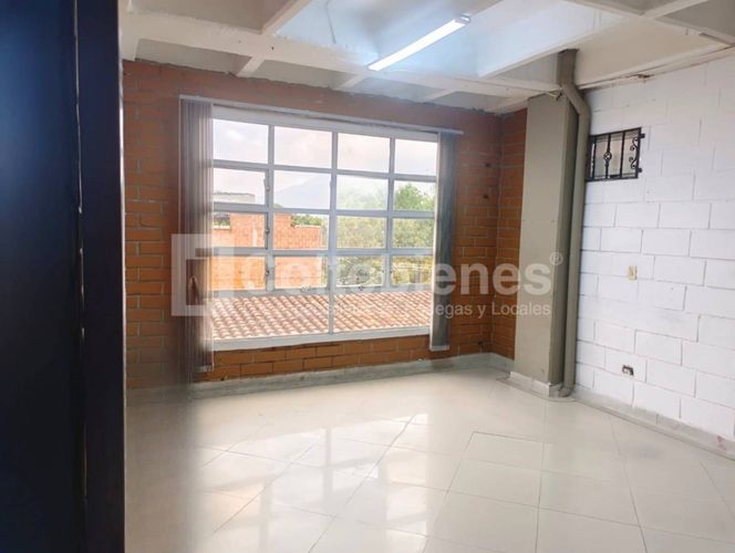 Bodega en arriendo en Santa Fe, Medellín, 100 m² · foto 5 de 17