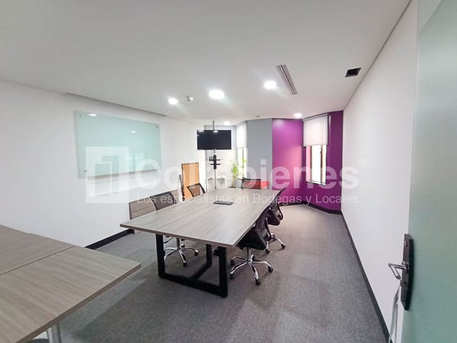 Oficina en arriendo en Astorga, Medellín, 652 m² · foto 5 de 24