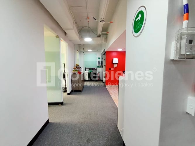 Oficina en arriendo en Astorga, Medellín, 652 m² · foto 6 de 24