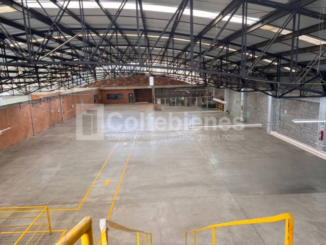 Bodega en venta en Bellavista, Guarne, 4000 m² · foto 7 de 12