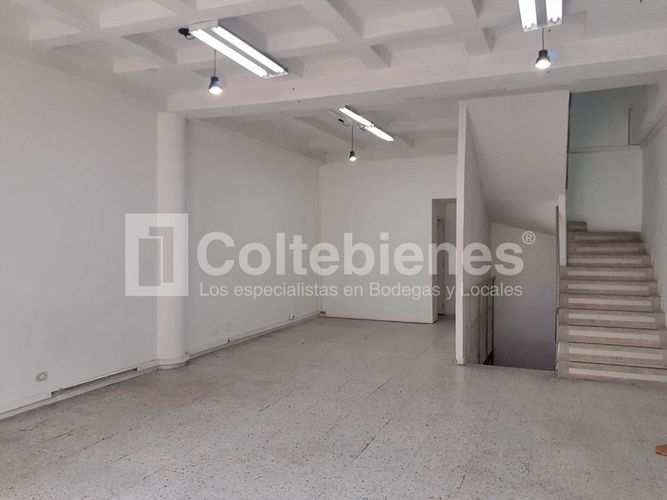 Bodega en arriendo en Las Vegas, Envigado, 268 m² · foto 2 de 13