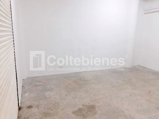 Bodega en arriendo en Las Vegas, Envigado, 268 m² · foto 5 de 13