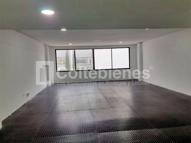 Bodega en arriendo en Las Vegas, Envigado, 268 m² · foto 10 de 13