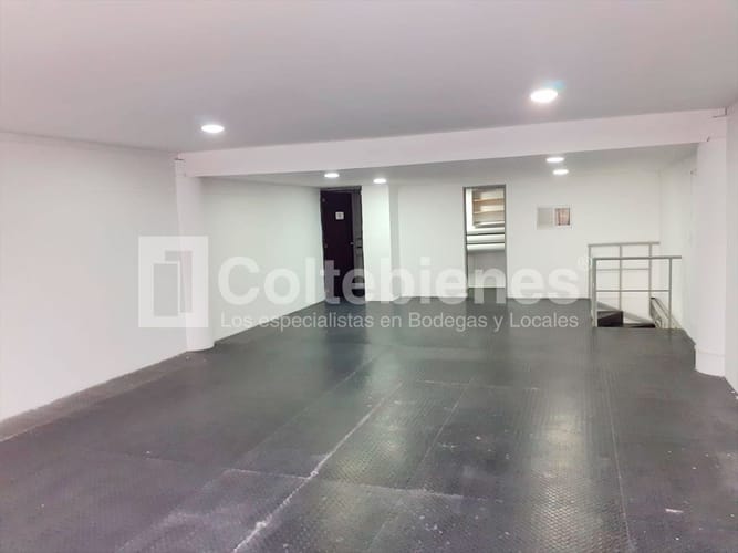 Bodega en arriendo en Las Vegas, Envigado, 268 m² · foto 11 de 13