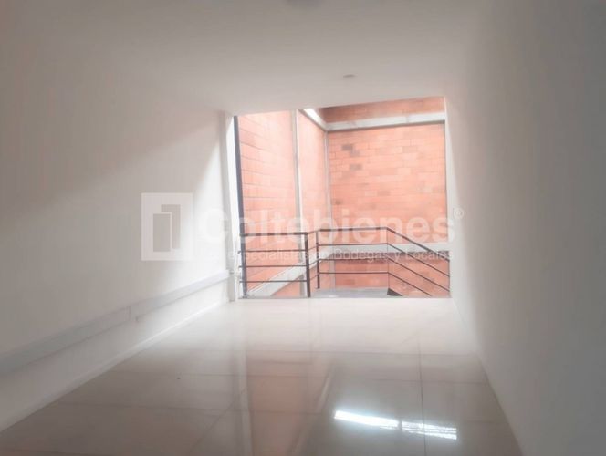 Bodega en arriendo en El Porvenir, Rionegro, 250 m² · foto 11 de 18