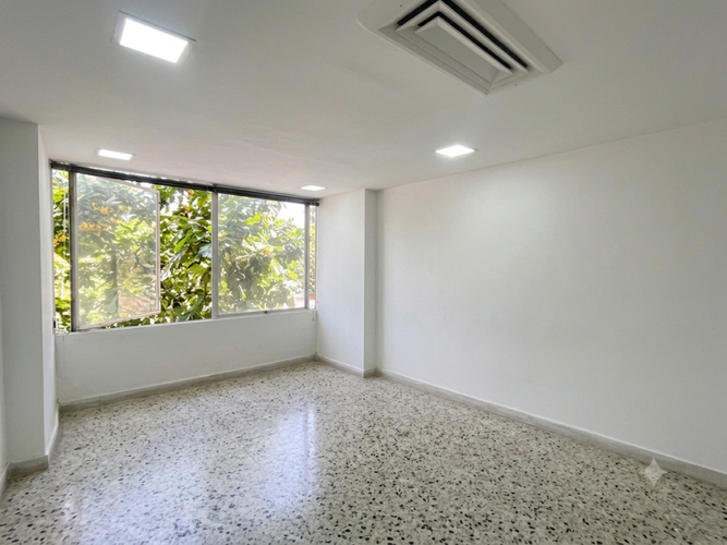 Oficina en arriendo en Santa Maria De Los Angeles, Medellín, 15 m² · foto 10 de 21