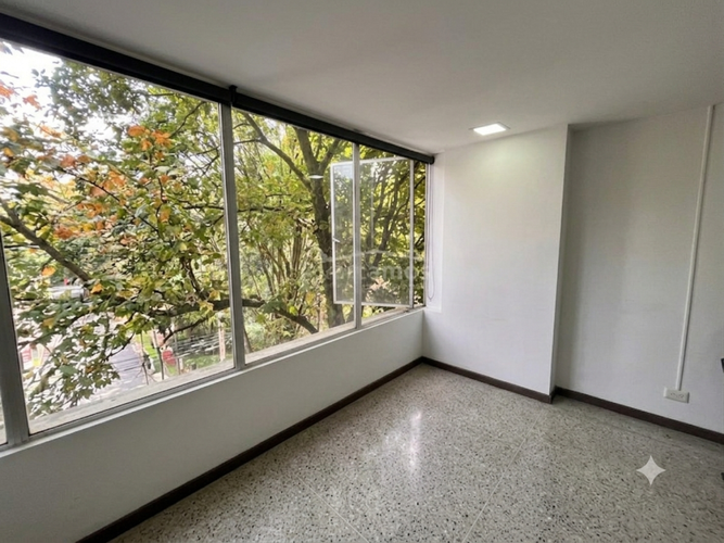 Oficina en arriendo en Santa Maria De Los Angeles, Medellín, 15 m² · foto 12 de 21