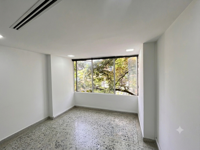 Oficina en arriendo en Santa Maria De Los Angeles, Medellín, 15 m² · foto 19 de 21