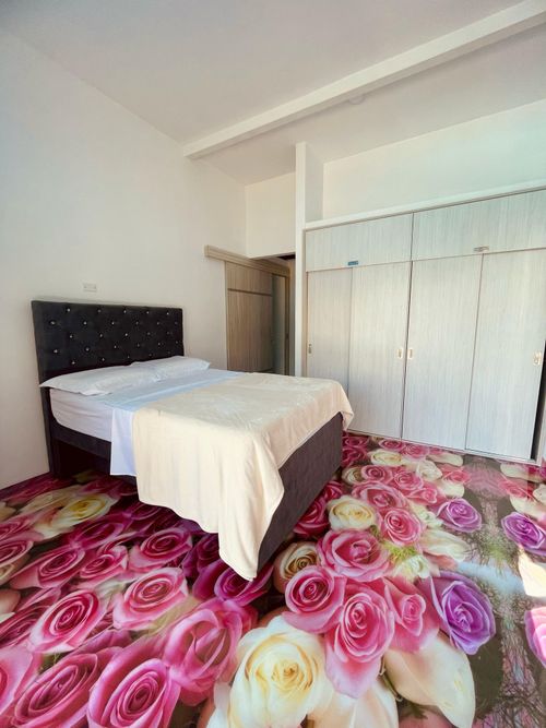 Casa de 13 alcobas en arriendo en Centro, Piedecuesta, 1100 m² · foto 7 de 12