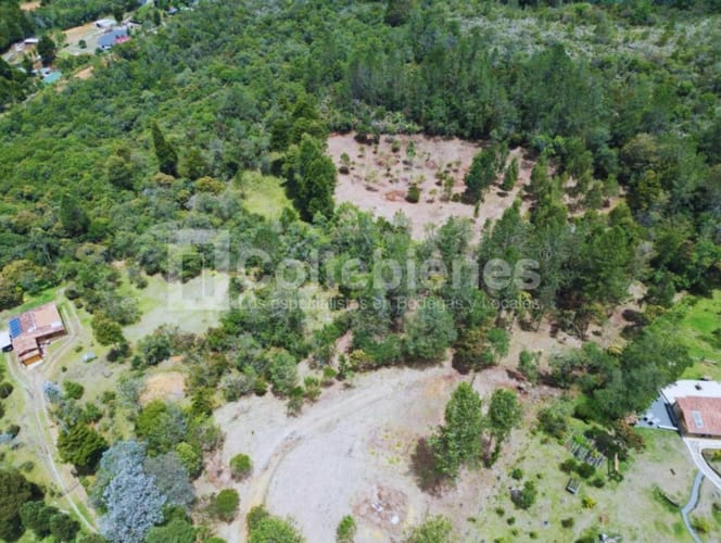 Lote en venta en Piedras Blancas, Guarne, 9300 m² · foto 12 de 14