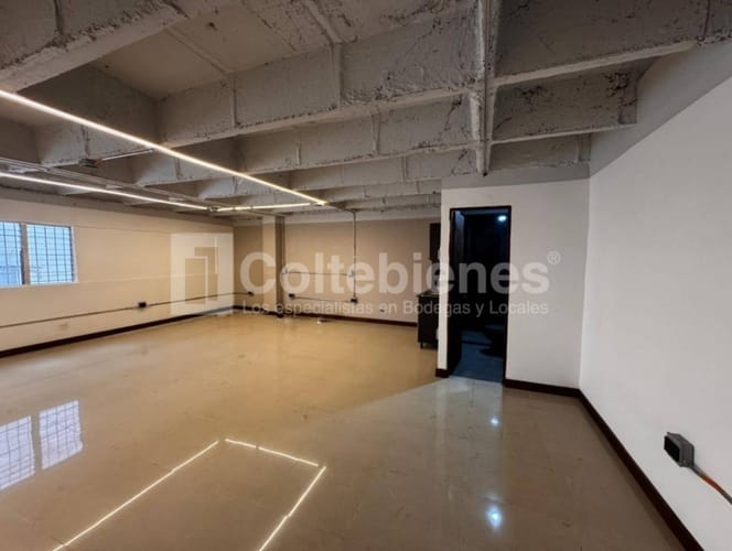 Local en arriendo en San Diego, Medellín, 59 m² · foto 2 de 16