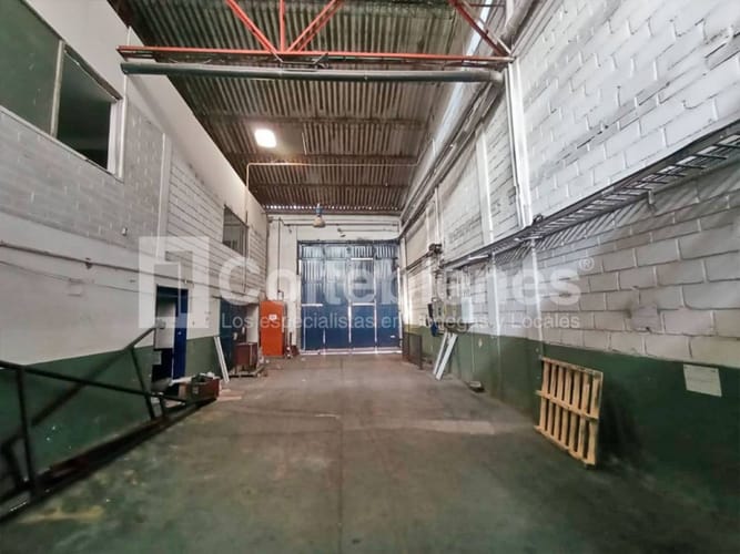 Bodega en arriendo en Zona Industrial No. 1, Itagüí, 2100 m² · foto 9 de 19