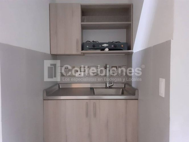 Bodega en arriendo en Cabecera San Antonio De Prado, Medellín, 320 m² · foto 9 de 13