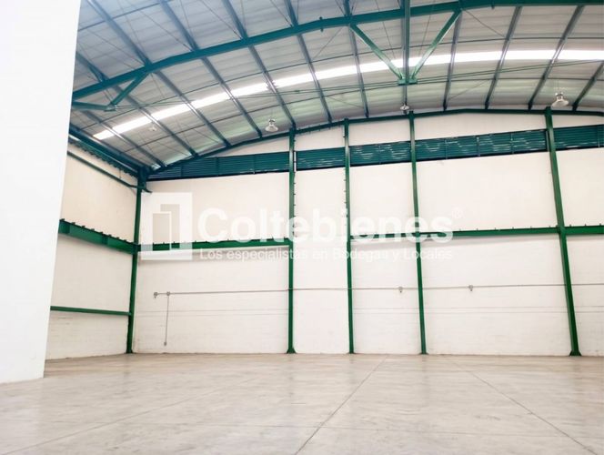 Bodega en arriendo en Actividad Multiple, Copacabana, 1200 m² · foto 6 de 10