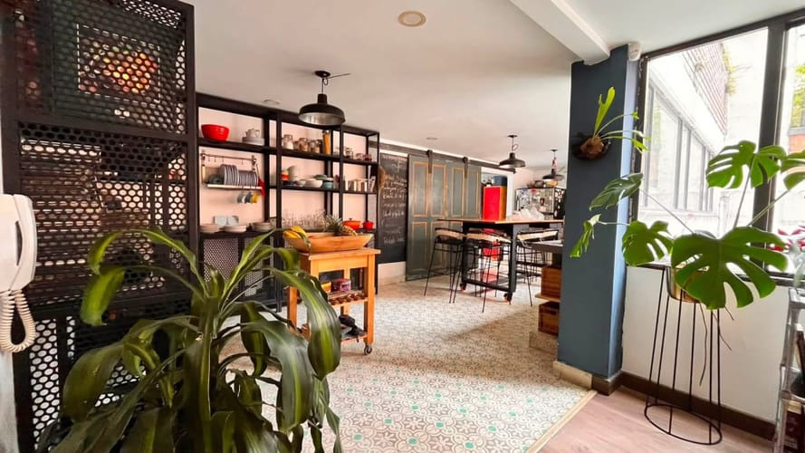 Apartamento de 3 alcobas en venta en La Cabrera, Bogotá, 136 m² · foto 11 de 24