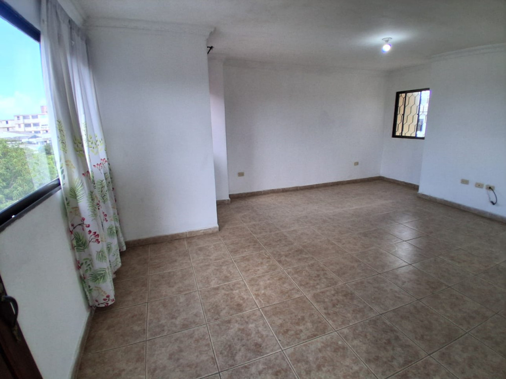 Apartamento en arriendo en Campo Alegre, Barranquilla · foto 3 de 21