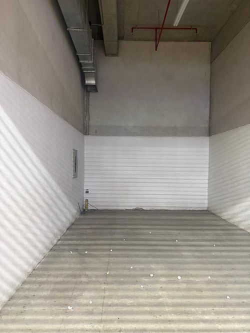 Local en arriendo en Loma Del Escobero, Envigado, 32 m² · foto 3 de 4