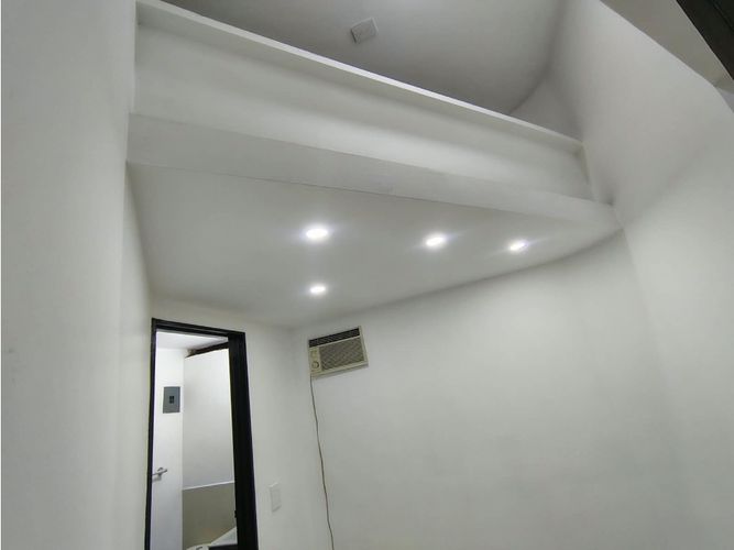 Local en arriendo en Manila, Medellín, 7 m² · foto 6 de 9