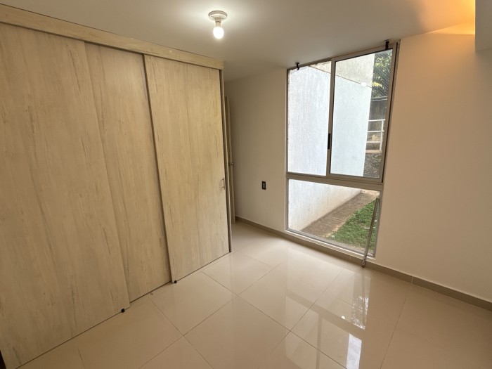 Apartamento en arriendo en El Jordan, Cali · foto 22 de 24